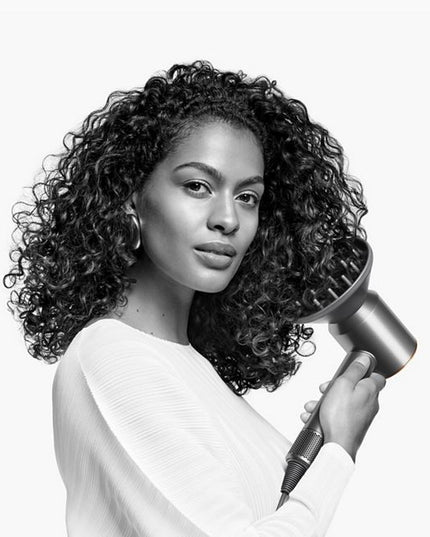 The original Dyson Supersonic™ hair dryer.

Fast drying, no heat damage.