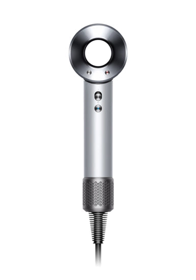 Fast, precise drying with engineered attachments for more versatile styling.