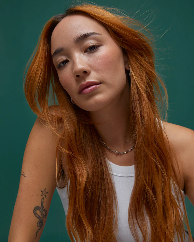 Luxurious high performance dual use shampoo. Use once for a normal cleanse, or use twice for a clarifying effect. Its color safe formula will decrease your drying time without coating the hair. Epres uses their biodegradable repair technology instead of quaternary amines and silicones to deliver healthy shiny hair.