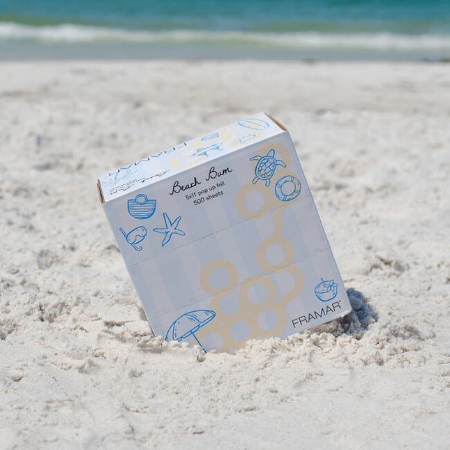 Sandals. Stripes. Sunshine. Framar's new “Beach Bum” collection is bringing breezy summer vibes to your salon! Inspired by beach umbrellas and boardwalks, these blue and cream hues with playful summer illustrations bring a refreshing touch of the shore to your station.