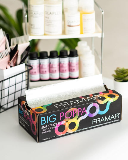 Big Poppa Star Struck Silver 14 x 10 Pop Up Foils includes 250 sheets. Extra-wide foils wrap the entire scalp, perfect for highlights on long strands.