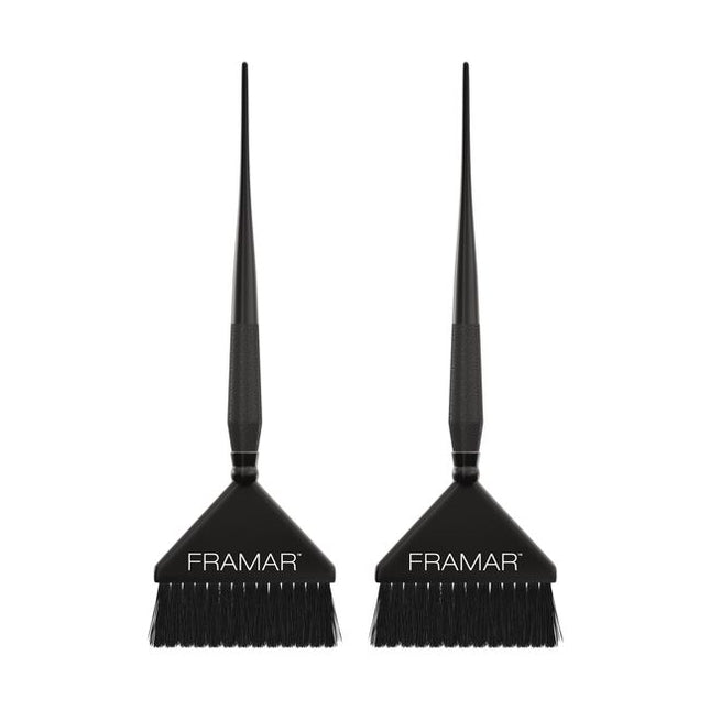 Real ones know root touch ups are a stylist’s bread and butter - you deserve tools designed for the job. Ideal for root touch ups and smudging the hairline.