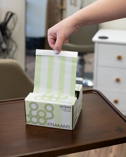 Fresh, fun, and salon-ready—Framar Celery Stripes Pop-Up Foils bring clean-girl aesthetic vibes to every color service. These pre-cut embossed foils are designed for fast, efficient highlighting, balayage, and lowlight applications with the professional performance stylists love.