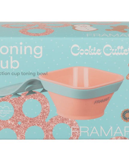 The days of messy toning applications are officially over! The Framar Toning Tub is designed to attach directly to any shampoo bowl, taking the mess out of toning. Simply secure the suction cups in place on the outside or inside of your shampoo bowl, prepare the toner at your color bar, then place the bowl of toner directly into the tub sleeve. From here you can apply your toner just inches from the clients head, saving waste, mess, and time!