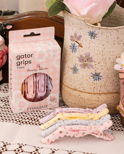 4 pack - rubberized clips - vintage florals
Strong hold, soft style.