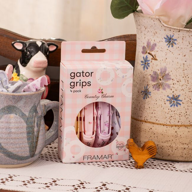 4 pack - rubberized clips - vintage florals
Strong hold, soft style.