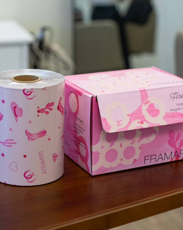 Bring efficiency and creativity to every color service with the Framar Howdy Smooth Roll Foil. Designed for busy salons and stylists who want full control, this extra-long foil roll lets you customize your foil lengths for any technique—while adding a fun, western-inspired vibe to your station.
