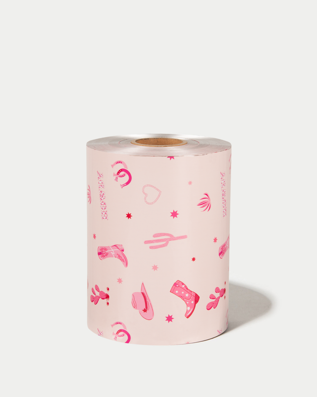 Bring efficiency and creativity to every color service with the Framar Howdy Smooth Roll Foil. Designed for busy salons and stylists who want full control, this extra-long foil roll lets you customize your foil lengths for any technique—while adding a fun, western-inspired vibe to your station.