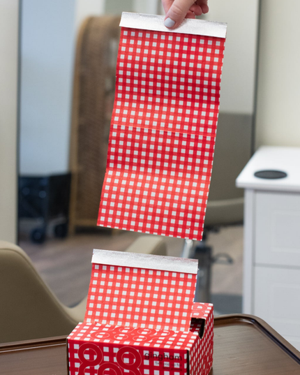 Classic, bold, and made to stand out—Framar Red Gingham Pop Up Foils bring a vintage-inspired red-and-white checkered design to your color station while delivering top-tier professional performance.