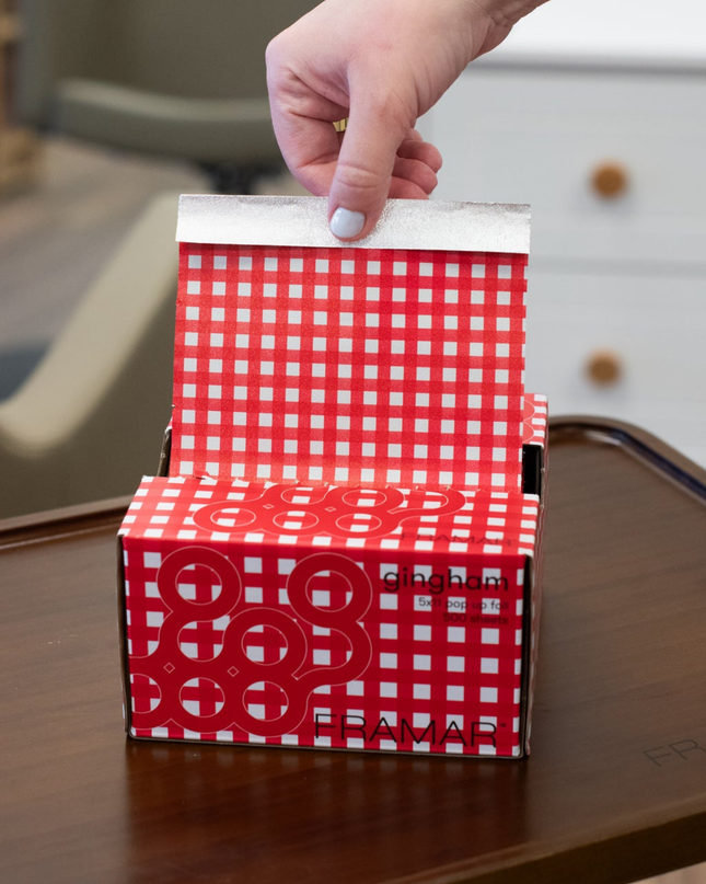Classic, bold, and made to stand out—Framar Red Gingham Pop Up Foils bring a vintage-inspired red-and-white checkered design to your color station while delivering top-tier professional performance.