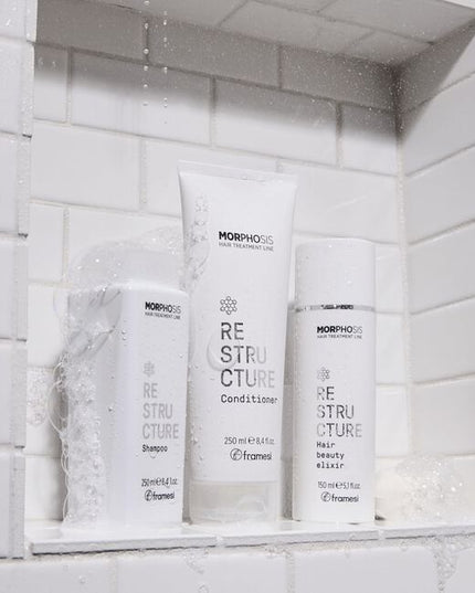 Enriched with Fermented Rice Extract, Hyaluronic Acid, Vegan Collagen, and a 100% plant-derived long-lasting film-forming resin, it reinforces and restores the hair. Leaves damaged hair extremely soft, silky, and glossy with a rejuvenated appearance.
