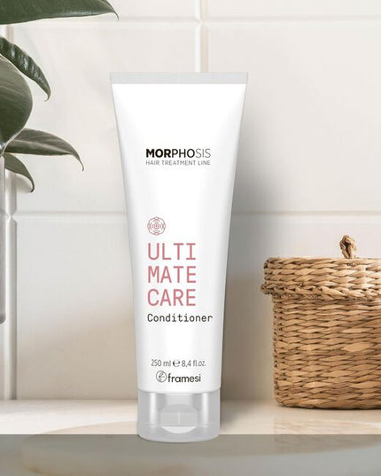 A revitalizing and illuminating formula that penetrates deep into the hair fiber to reveal softer, silkier, and more nourished hair. Continues the luxurious, in-salon treatment at home for total hair perfection.