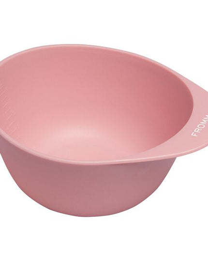 Set of 3 large size mixing bowls for multi color mixing with a stainproof matte finish.