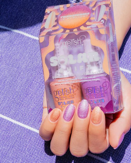 This Solar Shift Gel Kit includes two unique color-shifting gels that uses photochromic technology to make each shade transform before your eyes when exposed to sunlight. With two fun colors that can either be worn alone, or used for nail art, everyone can shade shift in their own way!