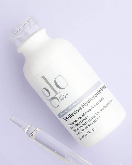For an instant skin-quenching boost, Daily Hydration Drops is an essential. Targeting surface-level dehydration, this serum is powered by hyper-hydrating hyaluronic acid, which binds water to the skin. Vitamin B5 delivers added soothing and smoothing, helping to strengthen skin’s moisture barrier. Skin feels more hydrated, supple, and soft.