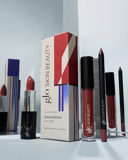 Save 39% on this elevated full-size lip trio in bold, statement hues, easy to layer or wear solo.

Kit Includes Full Size:

• Conditioning Lip Gloss in Speakeasy: Sheer Mahogany

• Satin Lipstick in Roaring 20s: Deep Berry

• Precision Lip Pencil in Vino: Raisin Wine