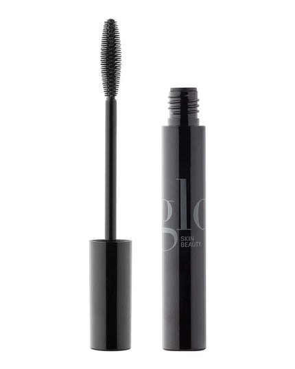 For flawlessly full and lustrous lashes, the Lash Lengthening Mascara will be your go-to. With its innovative tapered brush, each lash is expertly separated and evenly coated in a longwearing, smudge-proof, black mineral pigment, for lifted lashes that truly pop. Boosted by vitamin B5 and conditioning waxes, it strengthens and softens lashes while lengthening, minimizing any flaking, fallout, or clumping. Wear a single coat for beautifully defined long-lasting lashes or layer up to build the intensity.