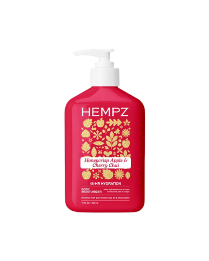 A hydrating formula with a fruity, Amber scent of freshly picked Honeycrisp Apple, Black Cherry Cider, & fall Chai spices. Enjoy a warm, long-lasting scent that is both sweet and slightly spicy, delivering a crisp, comforting experience while keeping your skin soft and hydrated.