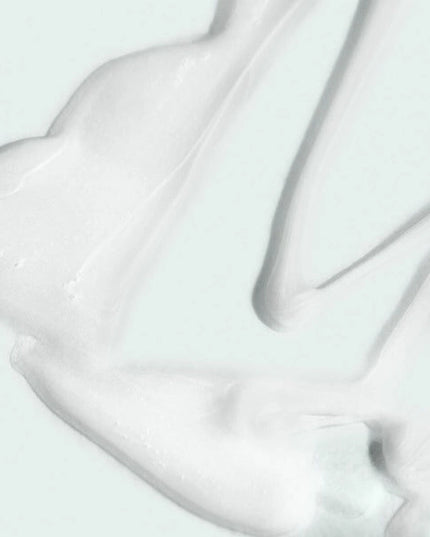 This luxurious, silky cleanser features advanced peptides and plant extracts for youthful-looking skin. Free of acids and sulfates, it provides a gentle cleanse.