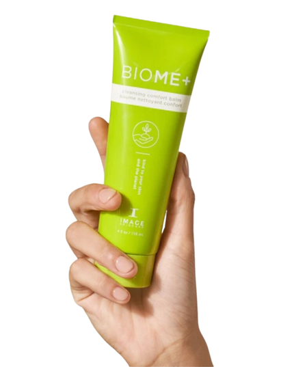 Combining the softness of a cream with the slip of a cleansing oil, this skin-nurturing cleansing balm gently dissolves the day, creating a super-soft, hydrated canvas for serious skincare. With microbiome-friendly fermented squalane derived from 100 percent sugarcane, it helps to optimize the skin’s protective barrier, melting away makeup, sunscreen and impurities without stripping or leaving skin with a tight feeling.
