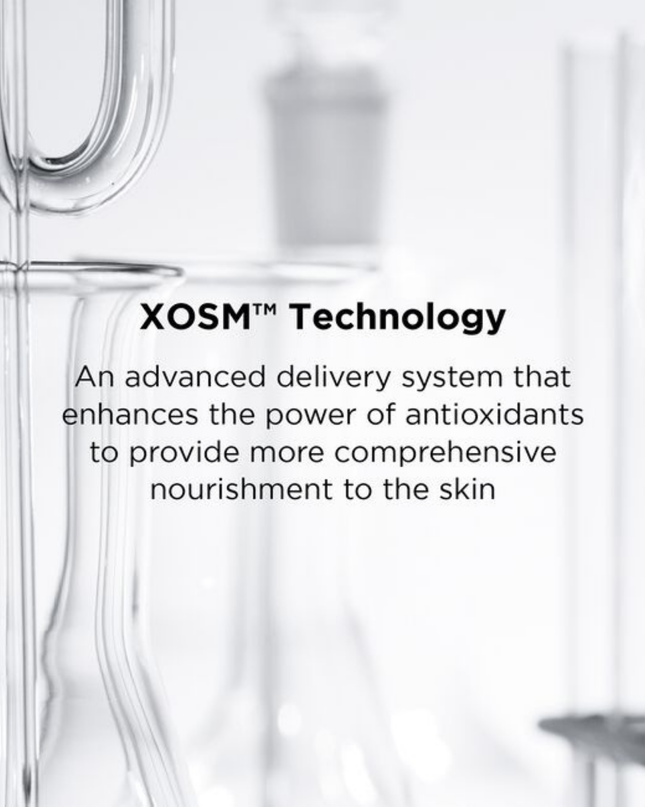 This mineral tinted moisturizer with sunscreen provides the benefits of hydration, repair and protection in one product. It prepares skin to face the day with broad-spectrum sun protection while reinforcing the vital moisture barrier and fighting future signs of skin aging.
