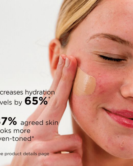 This mineral tinted moisturizer with sunscreen provides the benefits of hydration, repair and protection in one product. It prepares skin to face the day with broad-spectrum sun protection while reinforcing the vital moisture barrier and fighting future signs of skin aging.