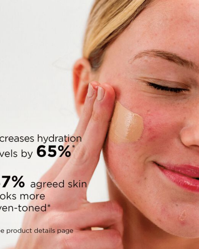 This mineral tinted moisturizer with sunscreen provides the benefits of hydration, repair and protection in one product. It prepares skin to face the day with broad-spectrum sun protection while reinforcing the vital moisture barrier and fighting future signs of skin aging.