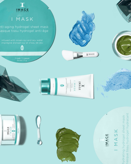 This luxurious, shimmery blue mask supports the skin’s ability to resist stress that causes damage and visible signs of aging. It contains rare pepper berry plant extract to promote skin’s wellbeing. It helps bring skin into balance, hydrating with hyaluronic acid as high-purity clays and jojoba beads gently polish away dullness for improved texture, tightness and tone. Skin is left feeling plump, smooth and firm.