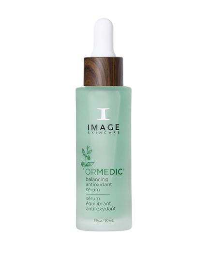 This soothing daily antioxidant serum restores nourishment and hydration to dry, dehydrated and delicate skin. Formulated with certified organic ingredients, including nutrient-rich grape water, soothing aloe vera and botanical extracts, it helps comfort skin and bring it into balance. Enhanced with kakadu plum, an Australian superfruit that provides a rich source of vitamin C to help even skin tone.