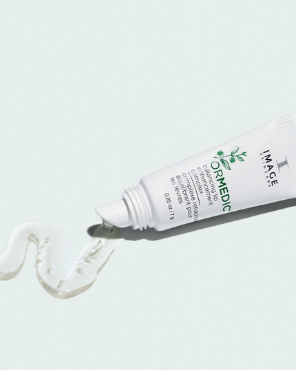 This cult-favorite lip treatment moisturizes, softens and helps to plump the lips’ appearance. With the nourishment of avocado oil and vitamin E, the replenishing formula delivers a surge of moisture to instantly soothe and comfort dry lips. A polypeptide complex with palmitoyl tripeptide-5 helps to support the look of fuller lips.