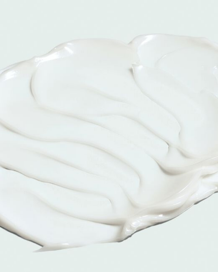 This transformational hydrating gel bursts into tiny water droplets on contact to quench dry skin. With the benefits of vitamins, antioxidants and hyaluronic acid, it delivers a boost of hydration to help your skin appear more bright, refreshed and radiant.