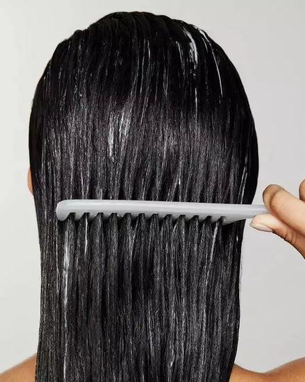 For all hair types. Instantly soften, condition and detangle hair with the moisturizing power of natural awapuhi extract. KeraTriplex®, an exclusive blend of keratin protein, helps repair every strand and protect against damage, so hair feels silky, healthy and shiny.