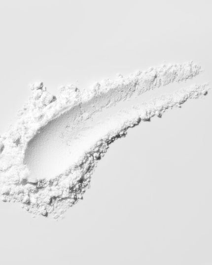 Dual-Purpose Lightener is Paul Mitchell’s versatile, white powder lightener for up to 7 levels of gentle lift.