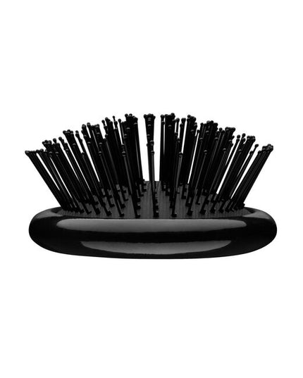 Paul Mitchell Detangling Brush - Black Wood

For use on both damp and dry hair.
Ideal for use on both damp and dry hair, this Detangling Brush with flexible bristles is ideal for fast styling and easy detangling. Prep your hair for great style with ease.