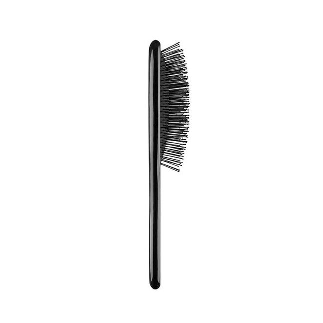 Paul Mitchell Detangling Brush - Black Wood

For use on both damp and dry hair.
Ideal for use on both damp and dry hair, this Detangling Brush with flexible bristles is ideal for fast styling and easy detangling. Prep your hair for great style with ease.