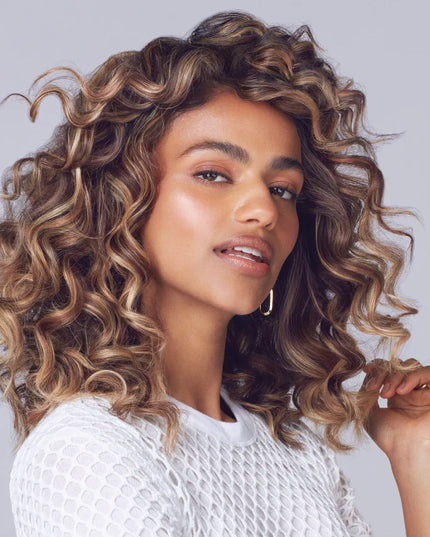 STRENGTHEN & RESTORE
Strengthen chemically treated and damaged hair with Bond Rx Technology. This lightweight conditioner restores strands for hair that’s softer and more manageable. The Bond Rx Professional Treatment contains patented technology, which is activated by heat, targets those weak and damaged bonds, crosslinking them to restore strength and resilience to the hair fiber, while ceramides restore the hydrophic layer and seal the cuticle.