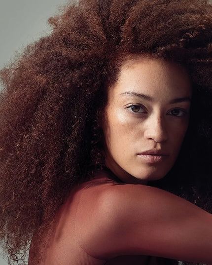 Color Protect Conditioner
Prevents Fade + Adds Shine

Lightweight formula ideal for color-treated hair. Sunflower extract helps prevent sun damage and extend the life of hair color. Detangles and helps strengthen strands.