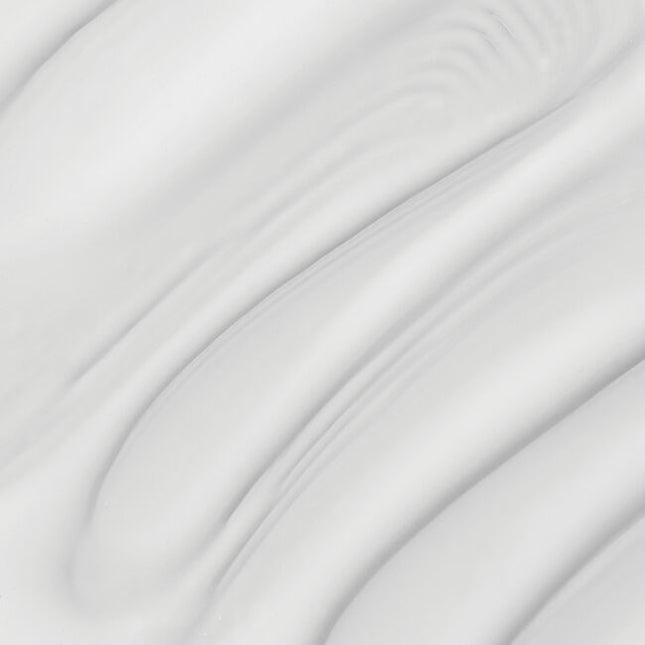 Get to the root of the problem, literally. This salon-quality dandruff shampoo uses zinc pyrithione to fight dandruff at the source. It helps eliminate flakes, itching and irritation while fighting recurrence. The conditioning formula leaves hair soft and manageable with an inviting Bergamot Tea fragrance.