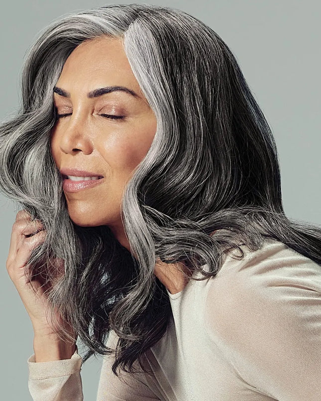 Give your hairstyle a boost with this fast-drying, volumizing hairspray that offers flexible hold. It contains panthenol and hydrolyzed wheat protein to build body and add volume, so hair looks and feels thicker. The humidity-resistant formula secures hard-to-hold hair while fighting frizz and adding shine. Dries instantly without flaking or stickiness.