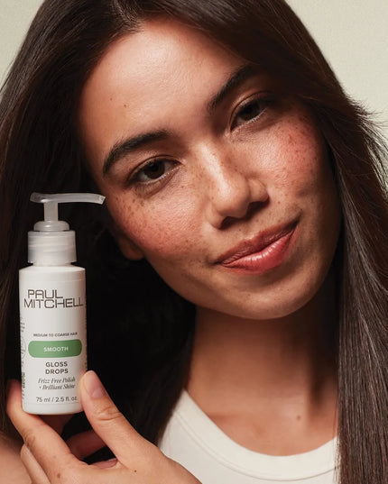 Frizz-Free defining polish that smoothes to create shiny, silky results on all hair types.