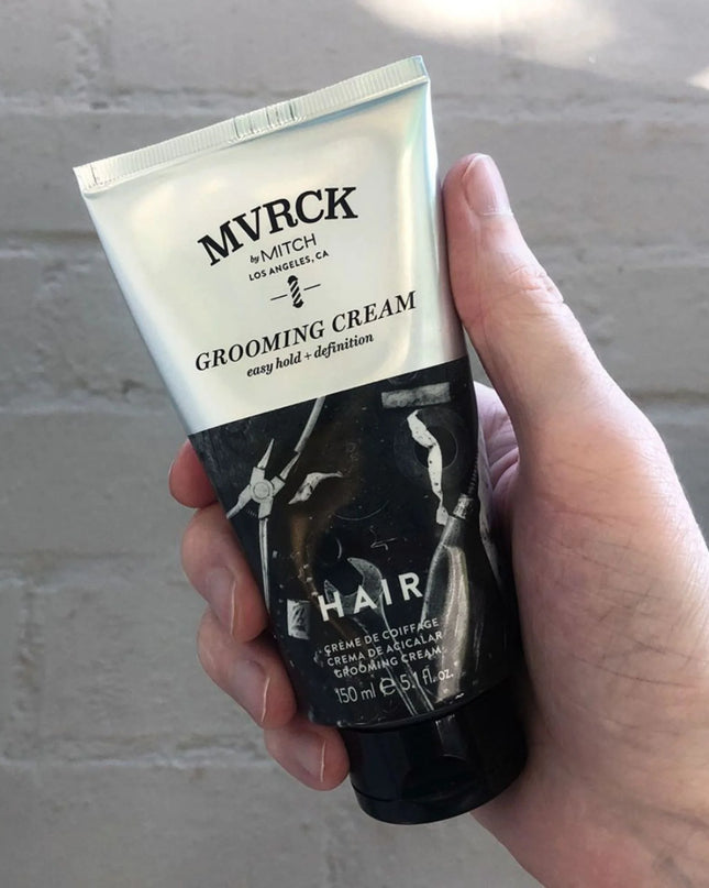 Smooth styling cream for men creates laid-back hairstyles with natural shine. 