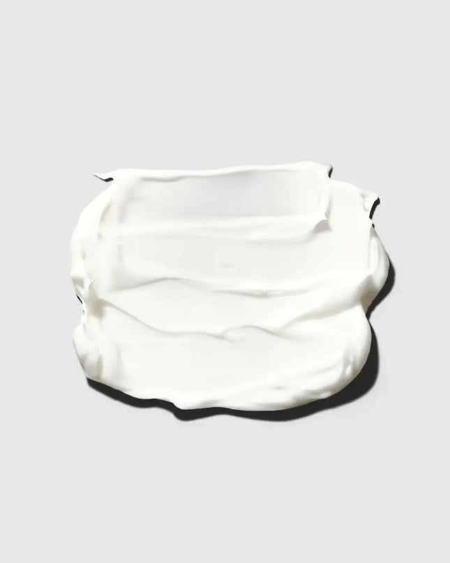 Smooth styling cream for men creates laid-back hairstyles with natural shine. 