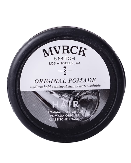 Universal pomade with medium hold.