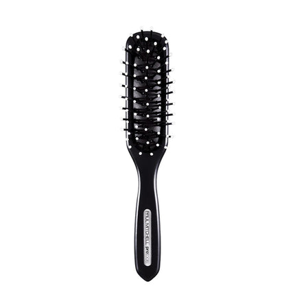 This classic hair brush does more than sculpt your hair. Ideal for styling, its slim paddle design easily detangles wet or dry strands. Use this versatile hair brush for blow-drying and finishing any hairstyle. It’s great for everything from creating a sleek updo to a polished bob.