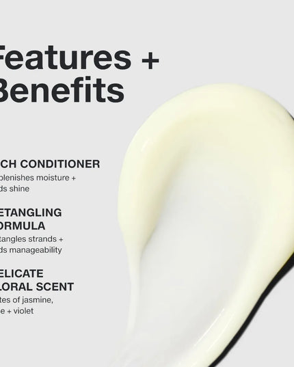 Super Rich Conditioner
Instant detangling conditioner that leaves hair smooth, soft and protected from UV rays. Carrot extract is a natural source of beta-carotene and grape seed oil that provides instant conditioning, detangling and shine.