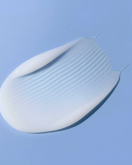 Repair, condition and fortify damaged hair with instant softness and frizz control. This lightweight leave-in treatment is infused with Bond Rx Technology to help repair and reinforce hair. Formulated with heat protection to help prevent further damage.