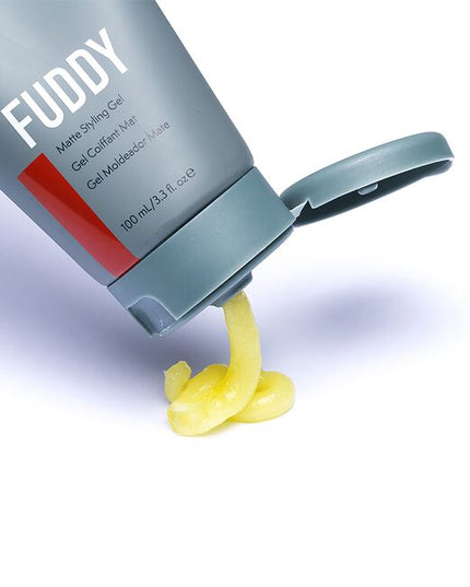 This matte-finish gel provides great control and outstanding performance. The thick viscosity is composed of only 38% water, allowing for optimal hold without flakes. It dries quickly, has a strong hold yet easy to wash out, and perfect for a modern look.