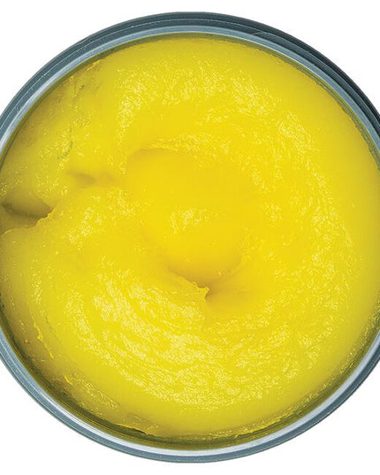 This matte-finish gel provides great control and outstanding performance. The thick viscosity is composed of only 38% water, allowing for optimal hold without flakes. It dries quickly, has a strong hold yet easy to wash out, and perfect for a modern look.