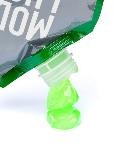 Inspired by the atmosphere of St. Patrick’s Day, this special version of MODE Styling Gel is available all year long. This powerful non-alcoholic gel is great for adding thickness and control to tame difficult hair. It features a different fragrance and a vibrant green color.