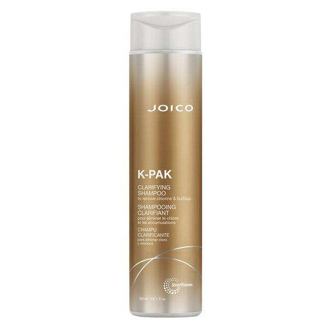 With its deeply detoxifying, color-safe ingredients, K-Pak Clarifying Shampoo gently removes impurities like chlorine and pollutants, leaving behind moisture, shine, and a smooth slip that makes wet combing a breeze.